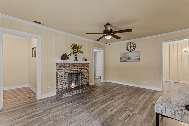 915 N Virginia Street, Terrell, TX 75160
