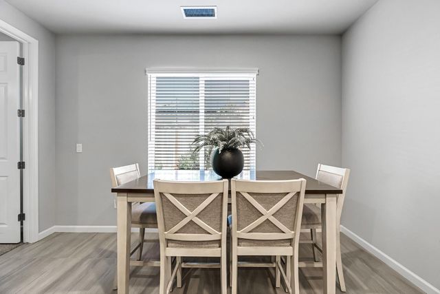 649 Wood Crest Avenue, Madera, CA 93636