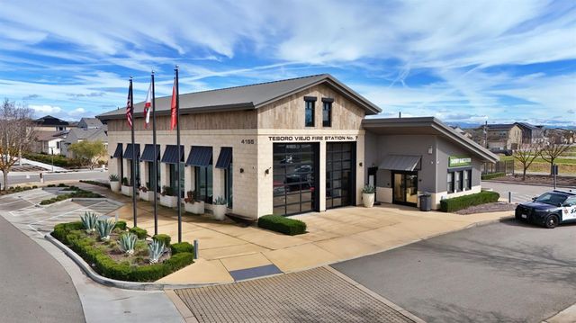 649 Wood Crest Avenue, Madera, CA 93636