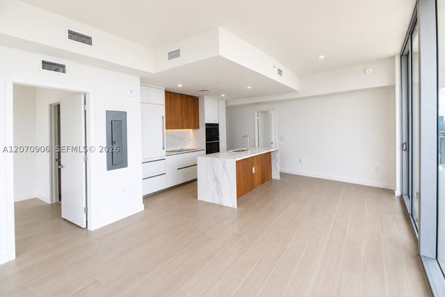 1400 Biscayne Blvd 3401, Miami, FL 33132