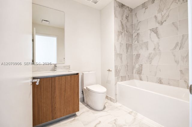 1400 Biscayne Blvd 3401, Miami, FL 33132