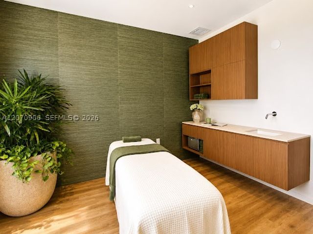 1400 Biscayne Blvd 3401, Miami, FL 33132