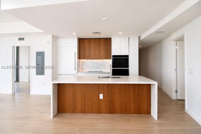 1400 Biscayne Blvd 3401, Miami, FL 33132