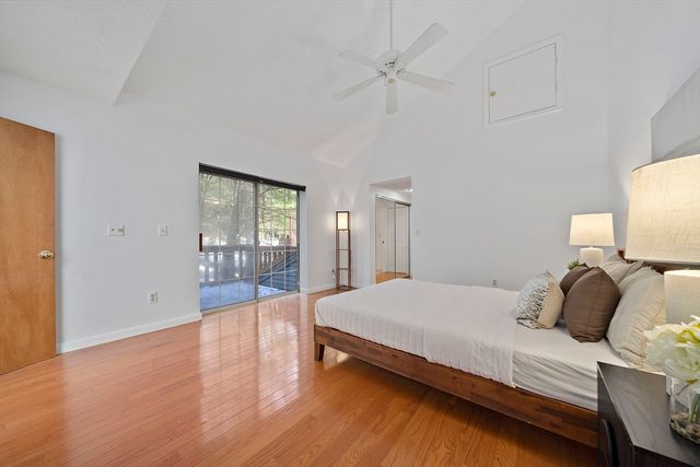 47 Voyagers Ln 47, Ashland, MA 01721