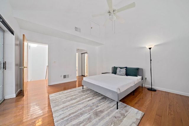 47 Voyagers Ln 47, Ashland, MA 01721