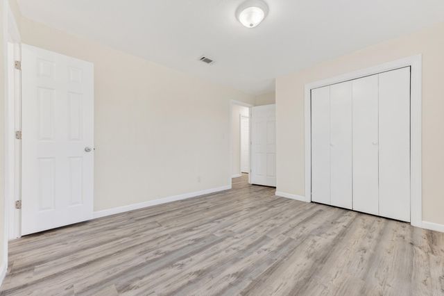 374 Pinewood Drive, Defuniak Springs, FL 32433