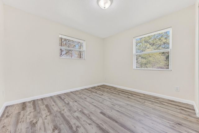 374 Pinewood Drive, Defuniak Springs, FL 32433