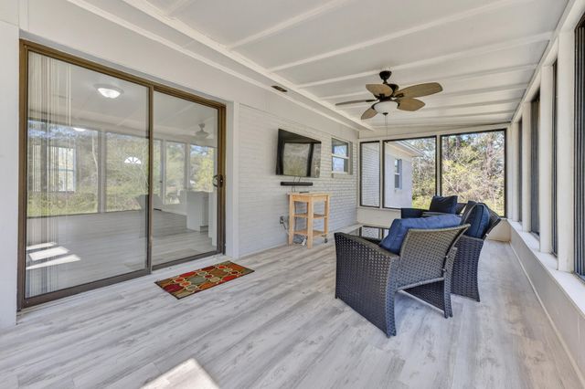 374 Pinewood Drive, Defuniak Springs, FL 32433