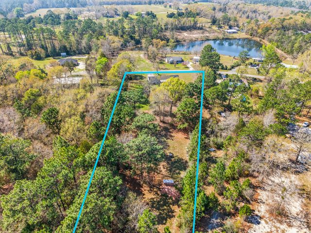 374 Pinewood Drive, Defuniak Springs, FL 32433