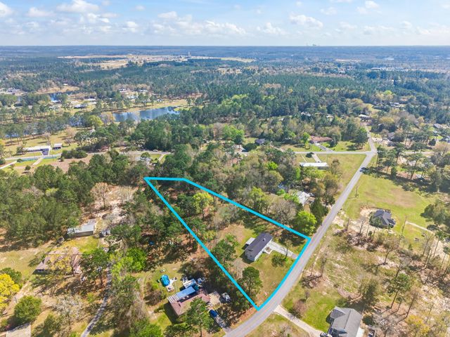 374 Pinewood Drive, Defuniak Springs, FL 32433