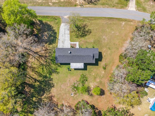 374 Pinewood Drive, Defuniak Springs, FL 32433