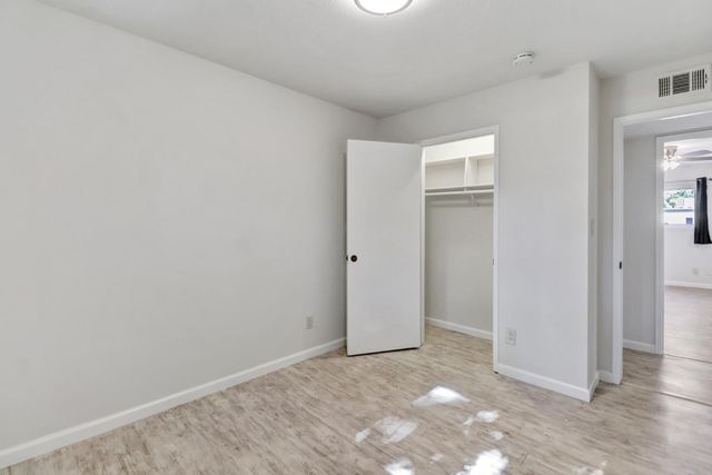 7468 Fairway Two Avenue, Fair Oaks, CA 95628