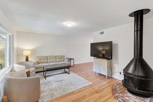 7468 Fairway Two Avenue, Fair Oaks, CA 95628
