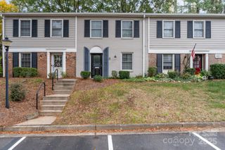 4611 Hedgemore Drive B, Charlotte, NC 28209