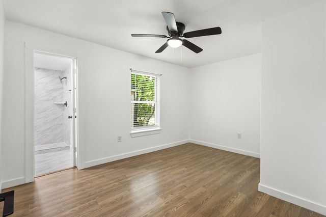 2634 Seevers Avenue, Dallas, TX 75216