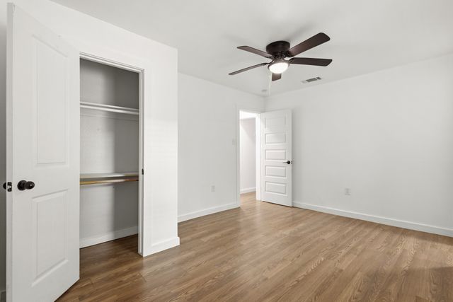 2634 Seevers Avenue, Dallas, TX 75216