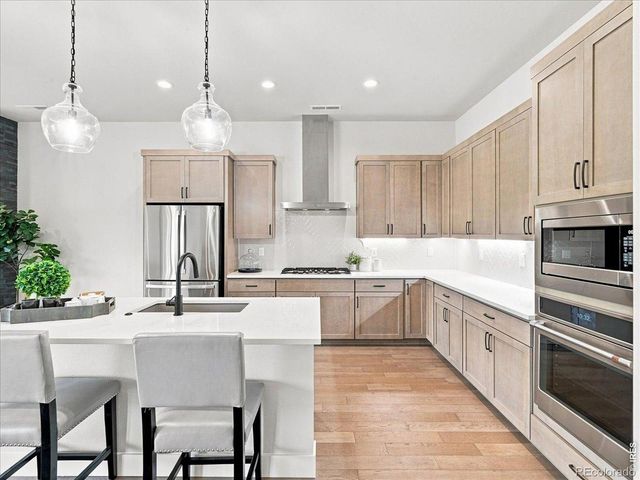 1724 Barefoot Drive, Windsor, CO 80550