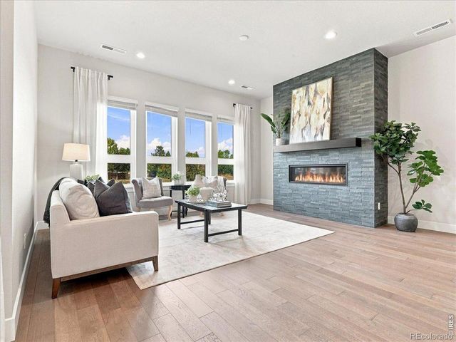 1724 Barefoot Drive, Windsor, CO 80550