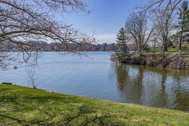 S752 W Redstone Drive, La Valle, WI 53941