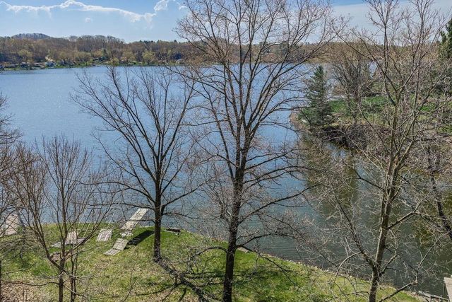 S752 W Redstone Drive, La Valle, WI 53941