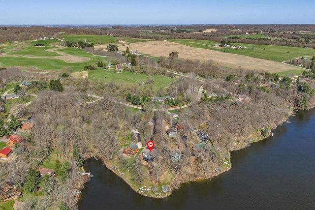 S752 W Redstone Drive, La Valle, WI 53941