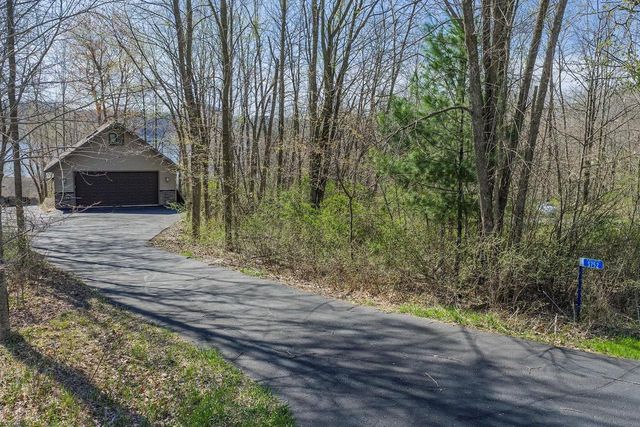 S752 W Redstone Drive, La Valle, WI 53941