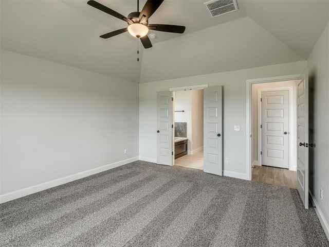 7613 Three Woods Lane, Yukon, OK 73099