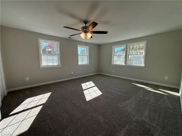 3727 NC Highway 66, King, NC 27021