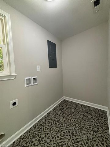 3727 NC Highway 66, King, NC 27021