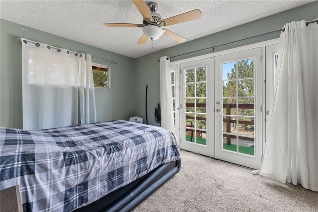 5203 Desert View Drive, Wrightwood, CA 92397