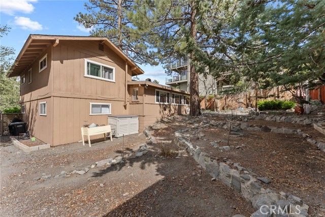 5203 Desert View Drive, Wrightwood, CA 92397