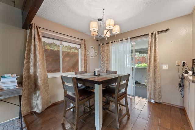 5203 Desert View Drive, Wrightwood, CA 92397