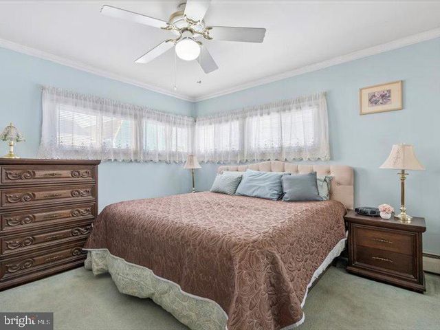 423 MAGNOLIA DR, Levittown, PA 19054