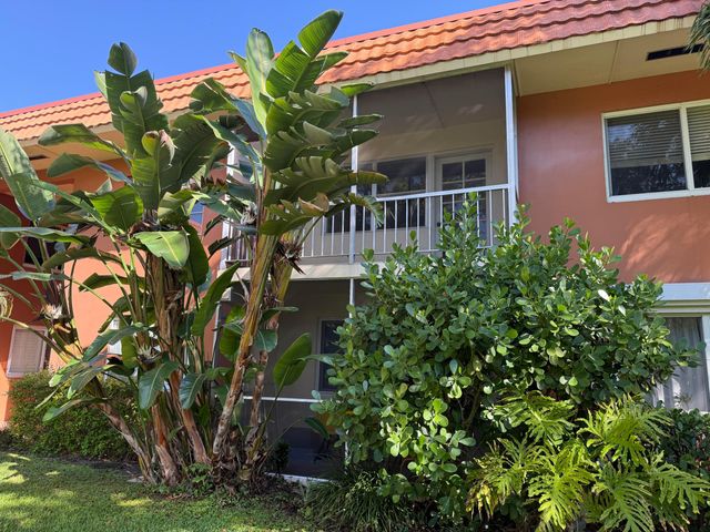 136 NE 19th Court 220f, Wilton Manors, FL 33305