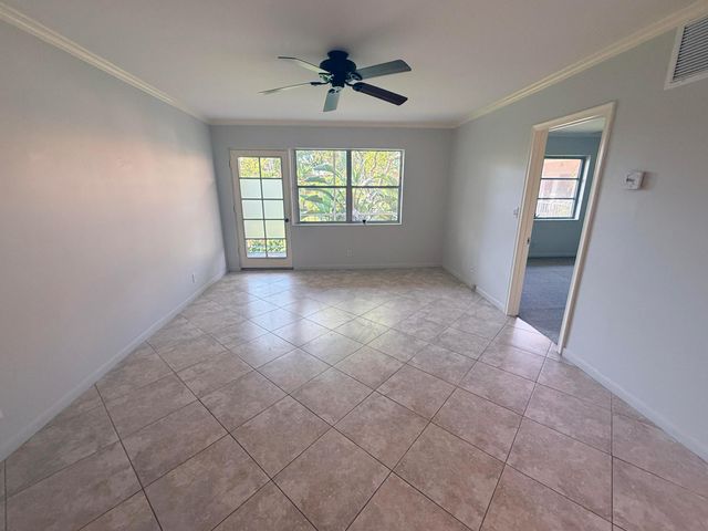 136 NE 19th Court 220f, Wilton Manors, FL 33305