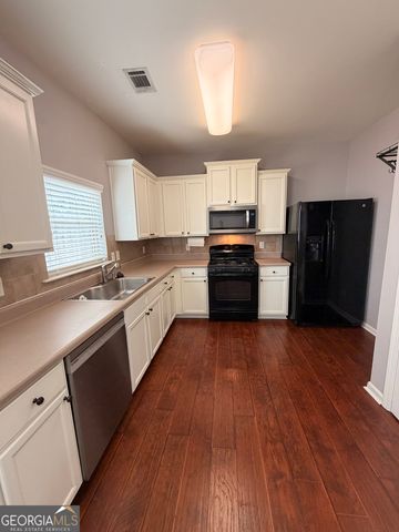 242 River Meadow Drive, Lagrange, GA 30241