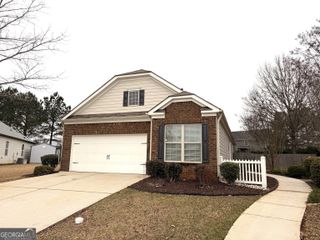 242 River Meadow Drive, Lagrange, GA 30241