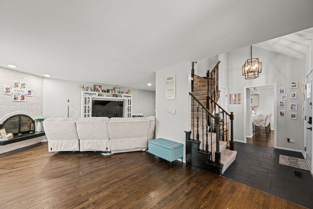 3 Chelsea On Auburn, Rolling Meadows, IL 60008 — photo 4