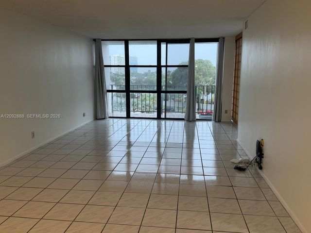 1000 Parkview Drive 507, Hallandale Beach, FL 33009
