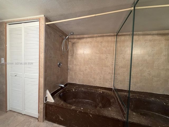 1000 Parkview Drive 507, Hallandale Beach, FL 33009