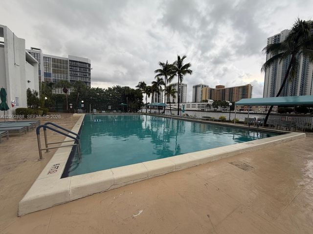 1000 Parkview Drive 507, Hallandale Beach, FL 33009