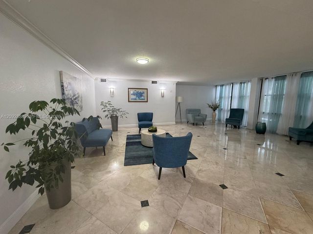 1000 Parkview Drive 507, Hallandale Beach, FL 33009