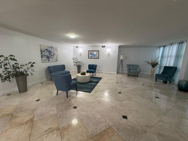 1000 Parkview Drive 507, Hallandale Beach, FL 33009
