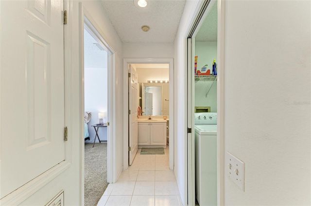 4202 CADDIE DRIVE E 201, Bradenton, FL 34203