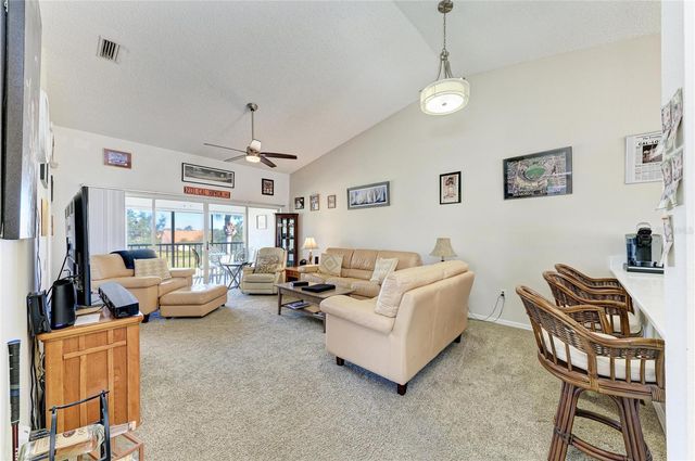 4202 CADDIE DRIVE E 201, Bradenton, FL 34203