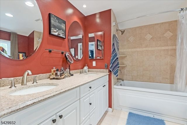 18 Green Rd, Sparta Twp., NJ 07871