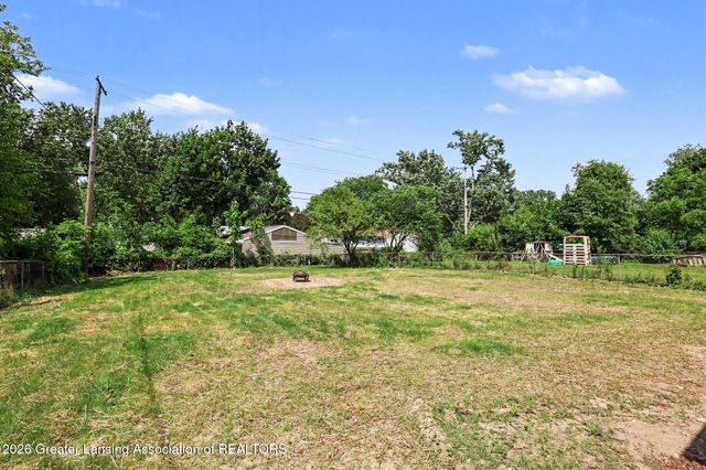 3224 Reo Road, Lansing, MI 48911