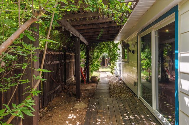 5625 Pinon Vista DR, Austin, TX 78724