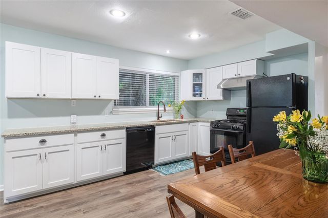 5625 Pinon Vista DR, Austin, TX 78724