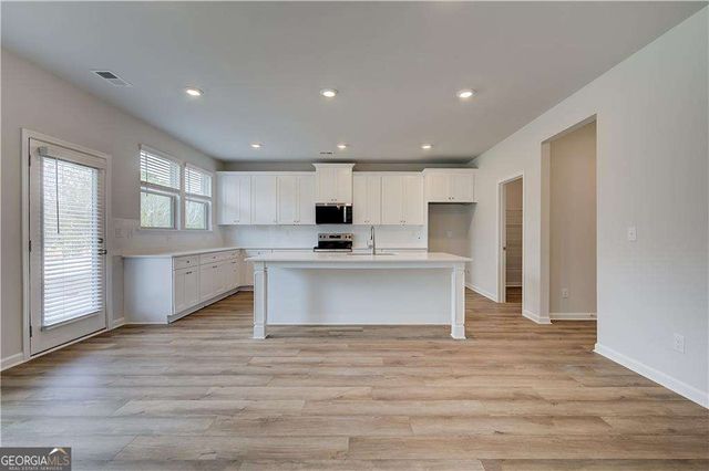 2566 Cadenza Circle, Dacula, GA 30019